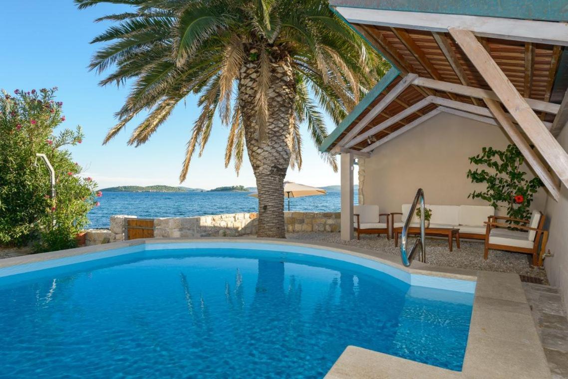 Luxury Beachfront Villa Mare With Private Pool At The Beach Orebic - Peljesac ภายนอก รูปภาพ