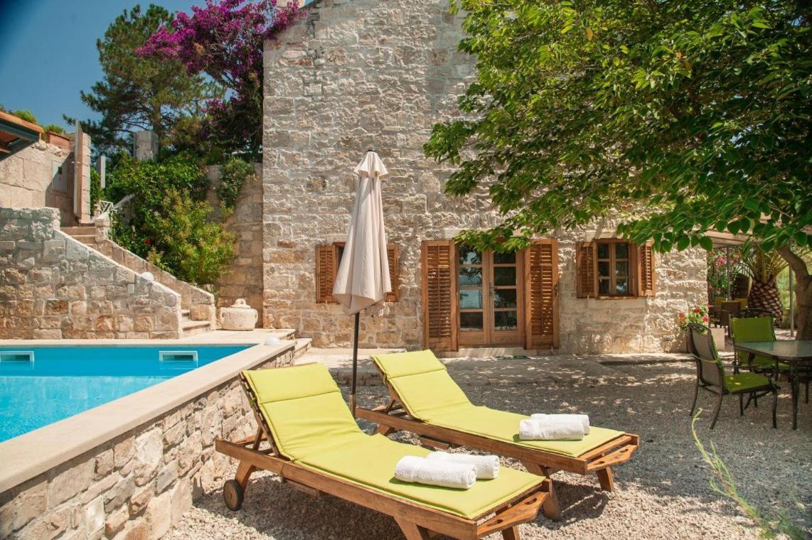 Luxury Beachfront Villa Mare With Private Pool At The Beach Orebic - Peljesac ภายนอก รูปภาพ