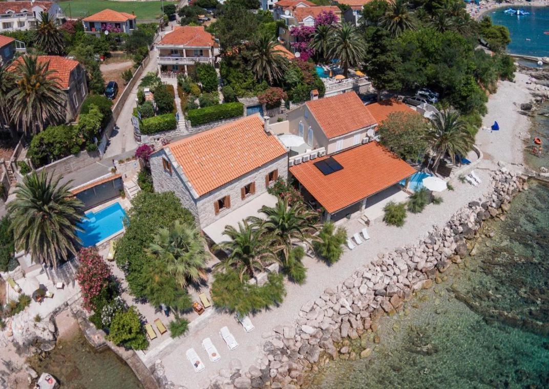 Luxury Beachfront Villa Mare With Private Pool At The Beach Orebic - Peljesac ภายนอก รูปภาพ