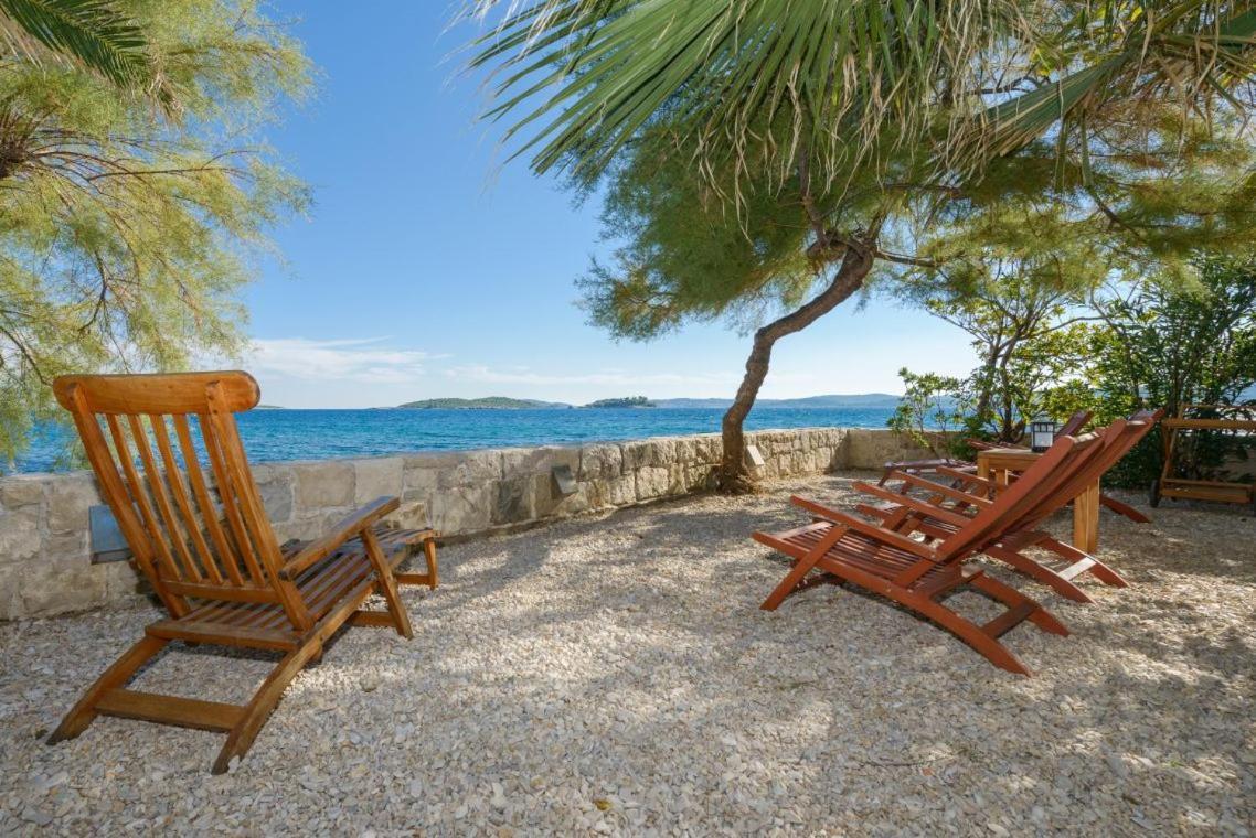 Luxury Beachfront Villa Mare With Private Pool At The Beach Orebic - Peljesac ภายนอก รูปภาพ