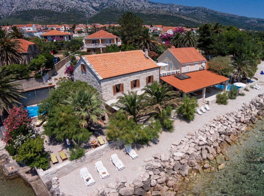 Luxury Beachfront Villa Mare With Private Pool At The Beach Orebic - Peljesac ภายนอก รูปภาพ